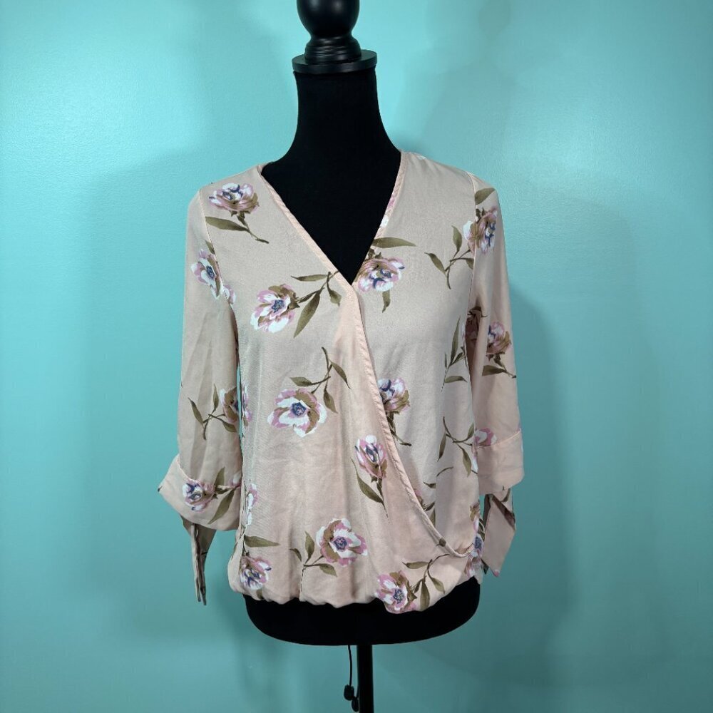 West Kei Blouse  XS Lot J
